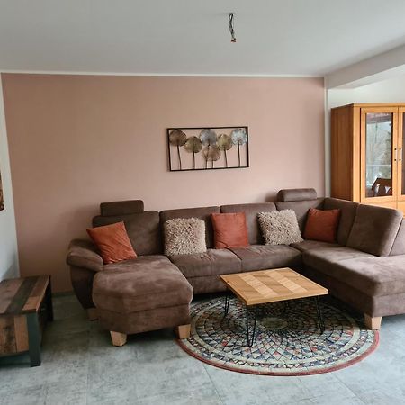 Ferienwohnung Burgblick Pelm Exterior foto